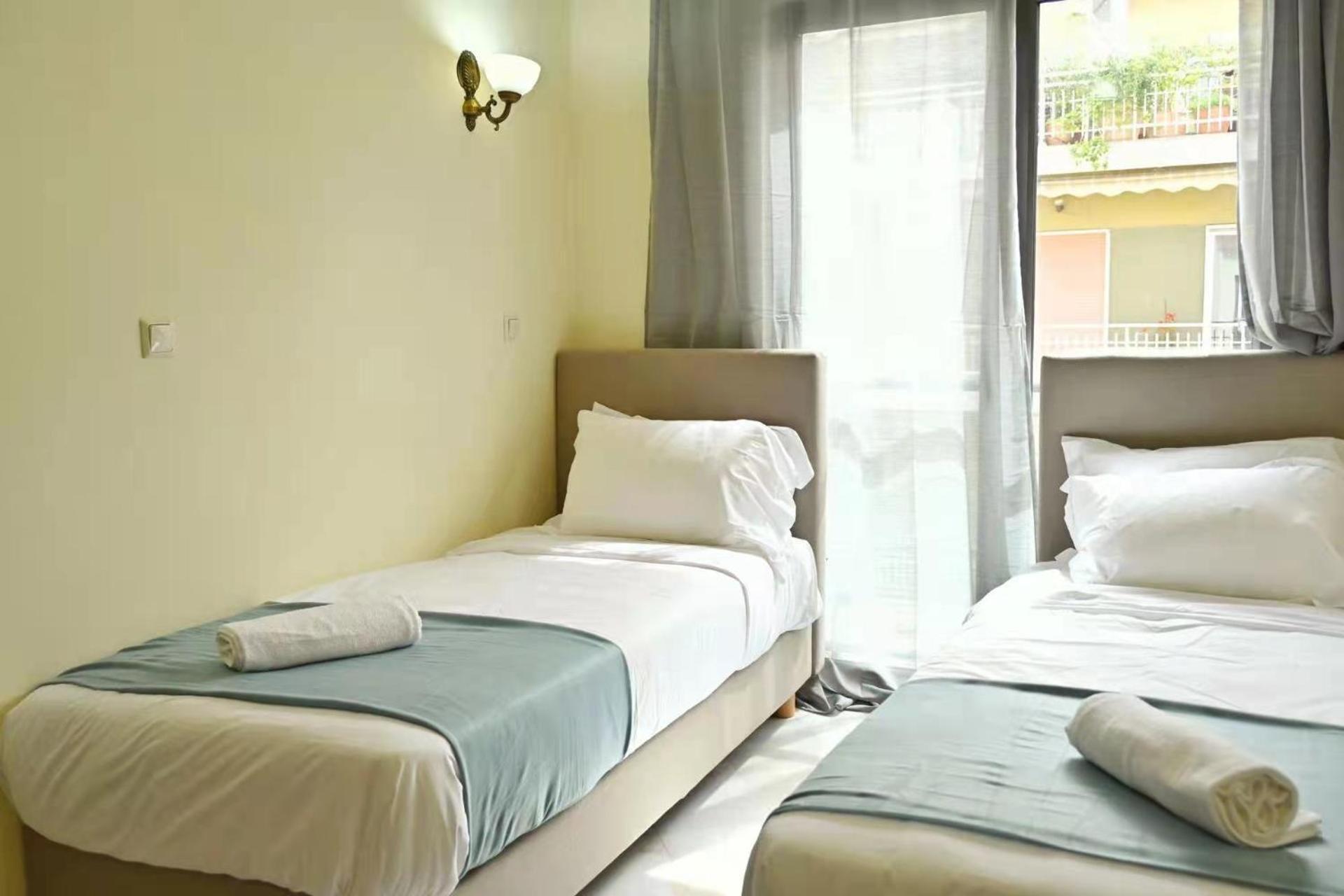 New Times Home & Hotels Near Metro Station Athens Center Luaran gambar