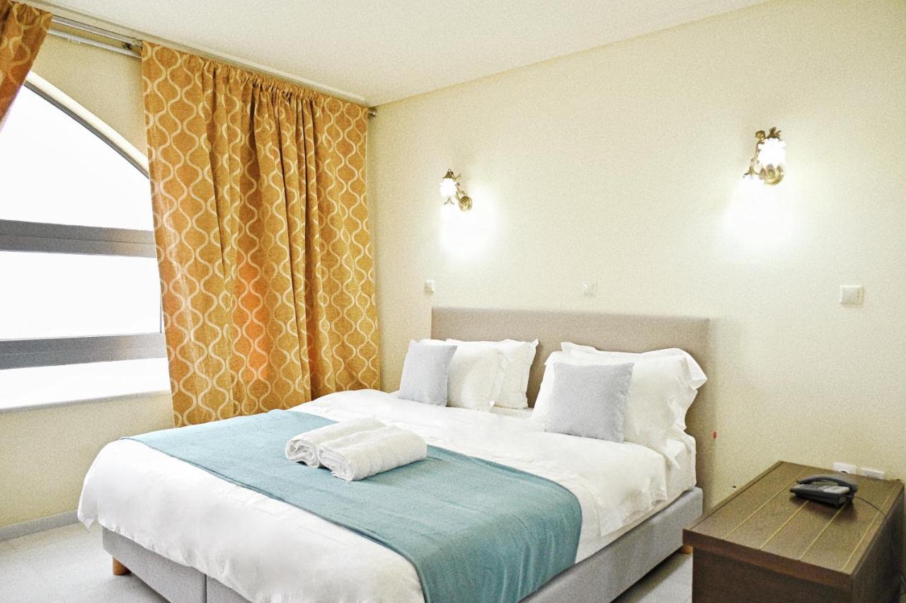 New Times Home & Hotels Near Metro Station Athens Center Luaran gambar